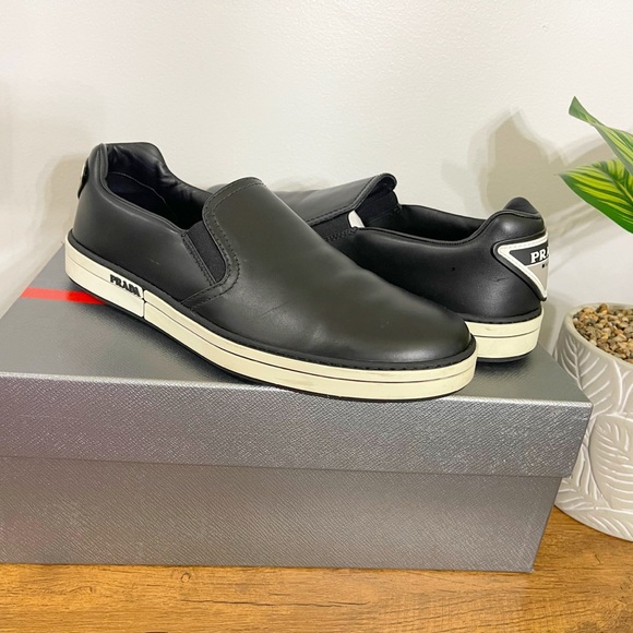 Brand new PRADA shoes - Picture 1 of 2